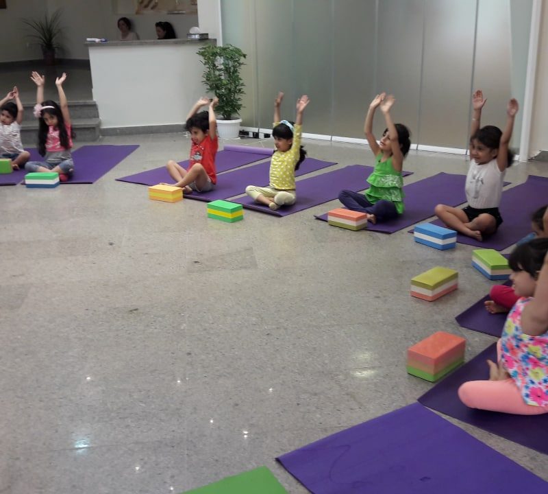 یوگا کودکان3