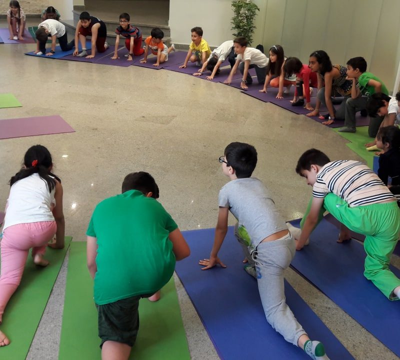 یوگا کودکان4